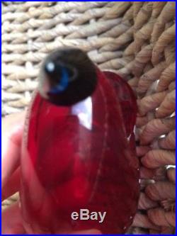 Deep red sieppo with blue beak glass art bird Oiva Toikka Nuutajärvi Finland