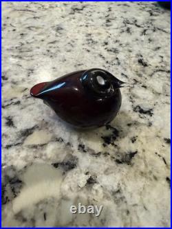 Iittala Birds by Oiva Toikka Little Tern in Cranberry Karpalo Puffball