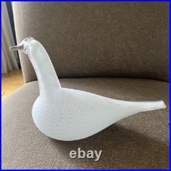 Iittala Frosted Glass Bird Swan Signed Designer Oiva Toikka, Nuutajarvi, Finland Iittala Frosted Glass Bird Swan Signed Designer Oiva Toikka, Nuutajarvi, Finland