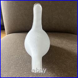 Iittala Frosted Glass Bird Swan Signed Designer Oiva Toikka, Nuutajarvi, Finland Iittala Frosted Glass Bird Swan Signed Designer Oiva Toikka, Nuutajarvi, Finland