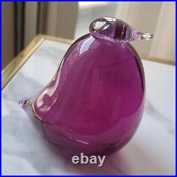 Iittala Oiva Toikka Nuutajarvi Penguin Bird Figurine Glass Amethyst 174-4 purple