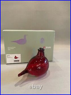 Iittala Tokkia Little Tern Cranberry Glass Bird Figurine with Original box