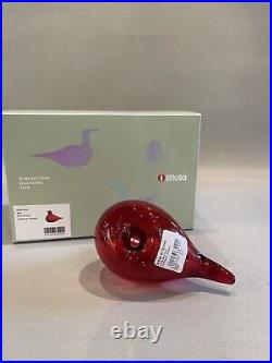 Iittala Tokkia Little Tern Cranberry Glass Bird Figurine with Original box
