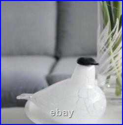 New MUURLA TILHI CLEAR/ WHITE GLASS BIRD 8x3.5x5