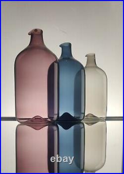 Timo Sarpaneva Iittala set of three beautiful 1950s bird bottle Lintupullo